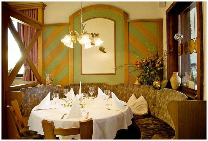 לינדנברג אים אלגאו Hotel Bayerischer Hof מראה חיצוני תמונה