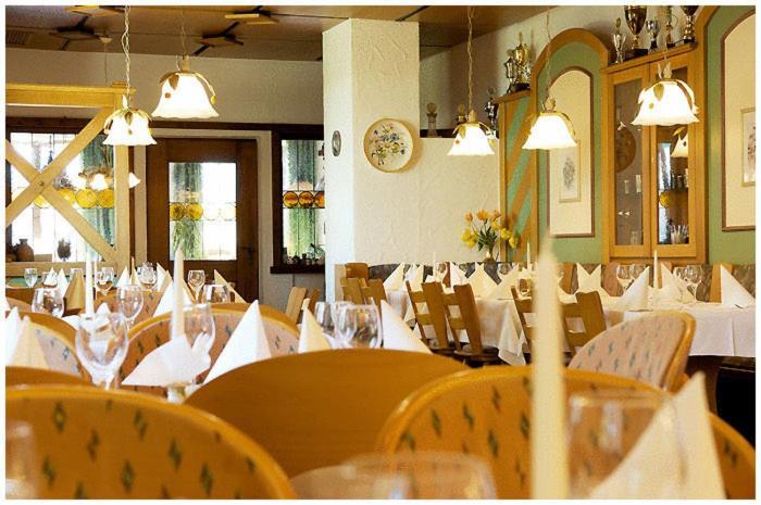 לינדנברג אים אלגאו Hotel Bayerischer Hof מראה חיצוני תמונה